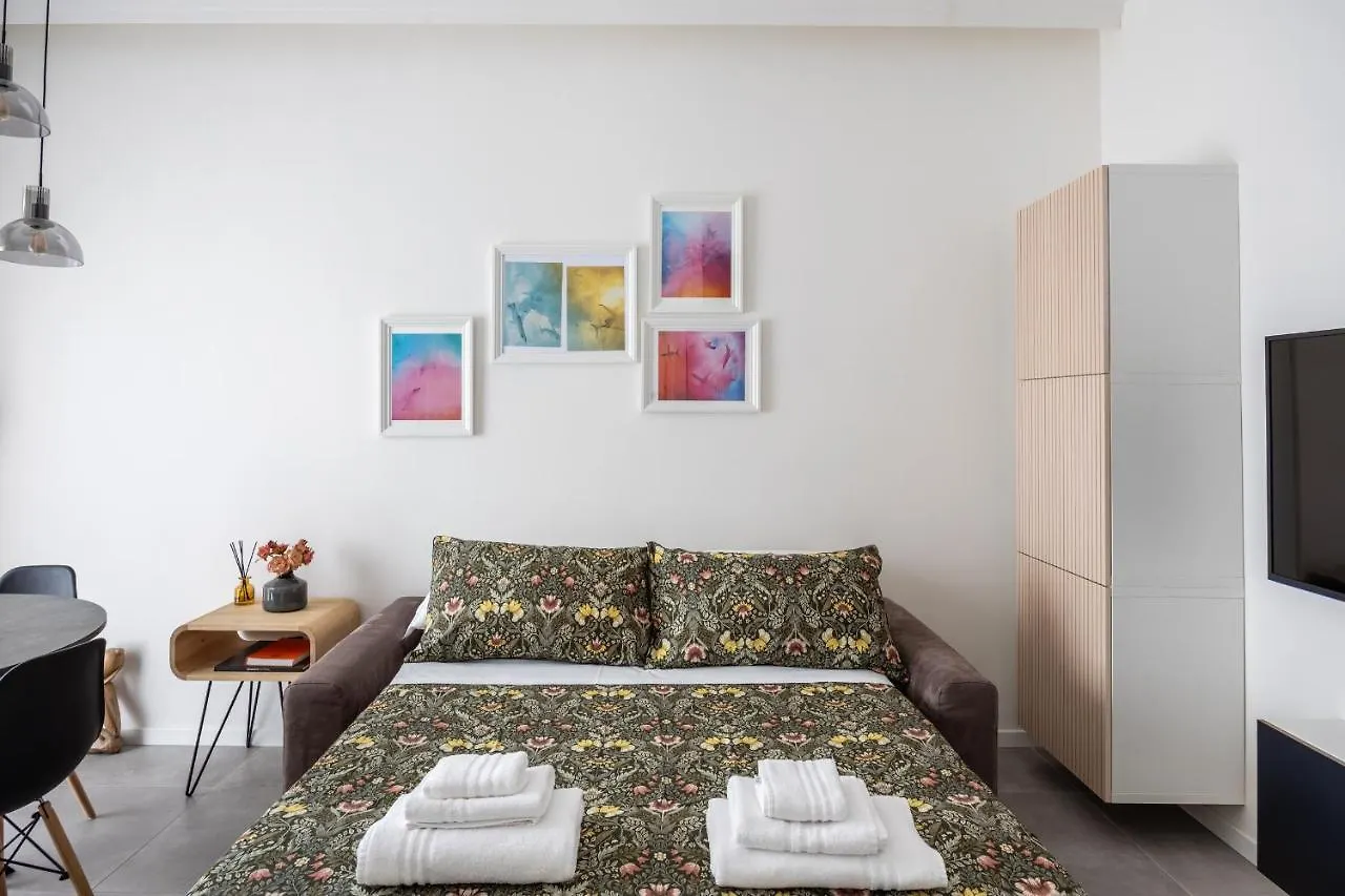 *Art Design Apartment Milano* 0*, Milan